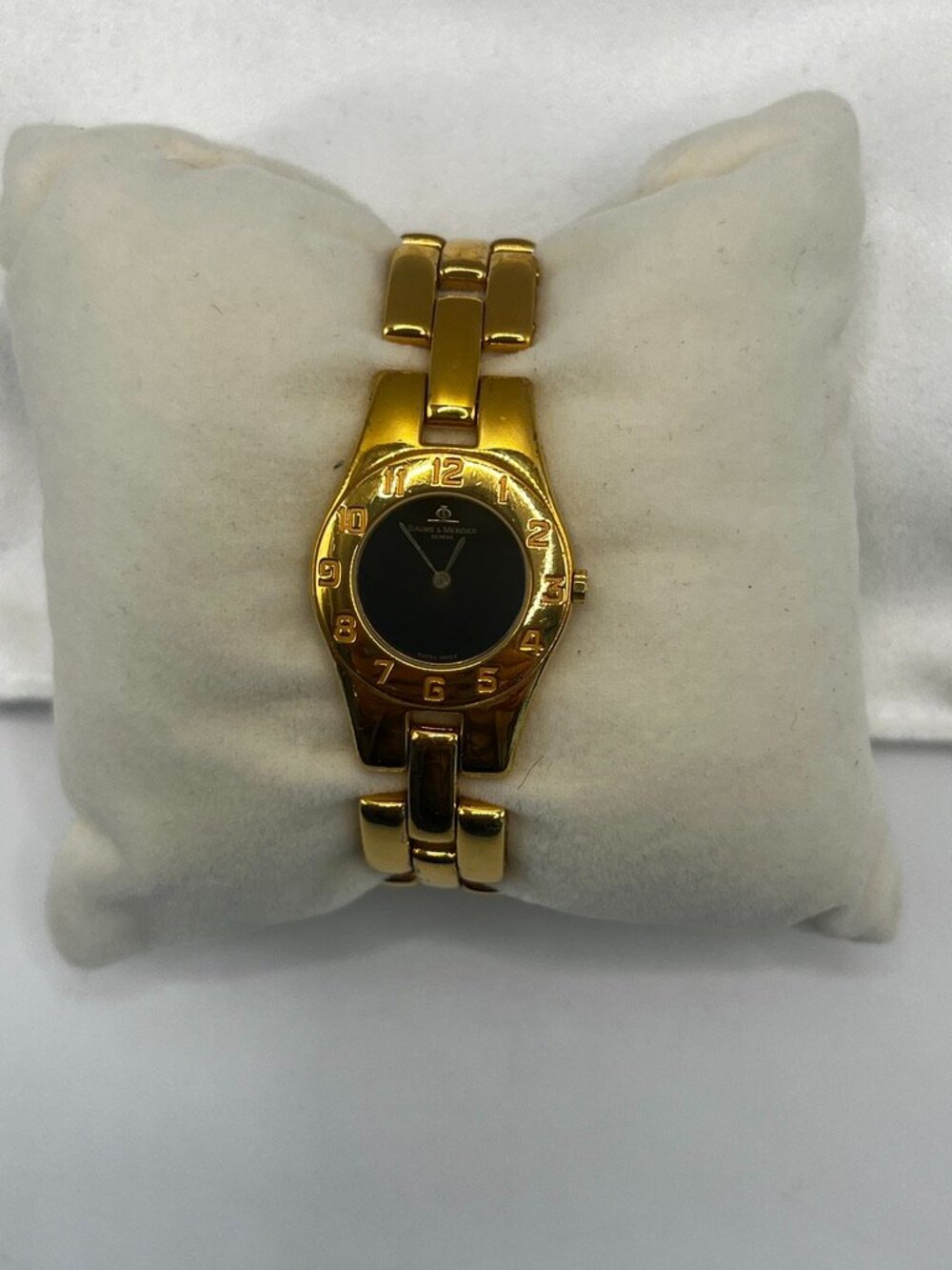 Baume & Mercier Linea Gold-Tone Black Dial Women’s Watch – Working